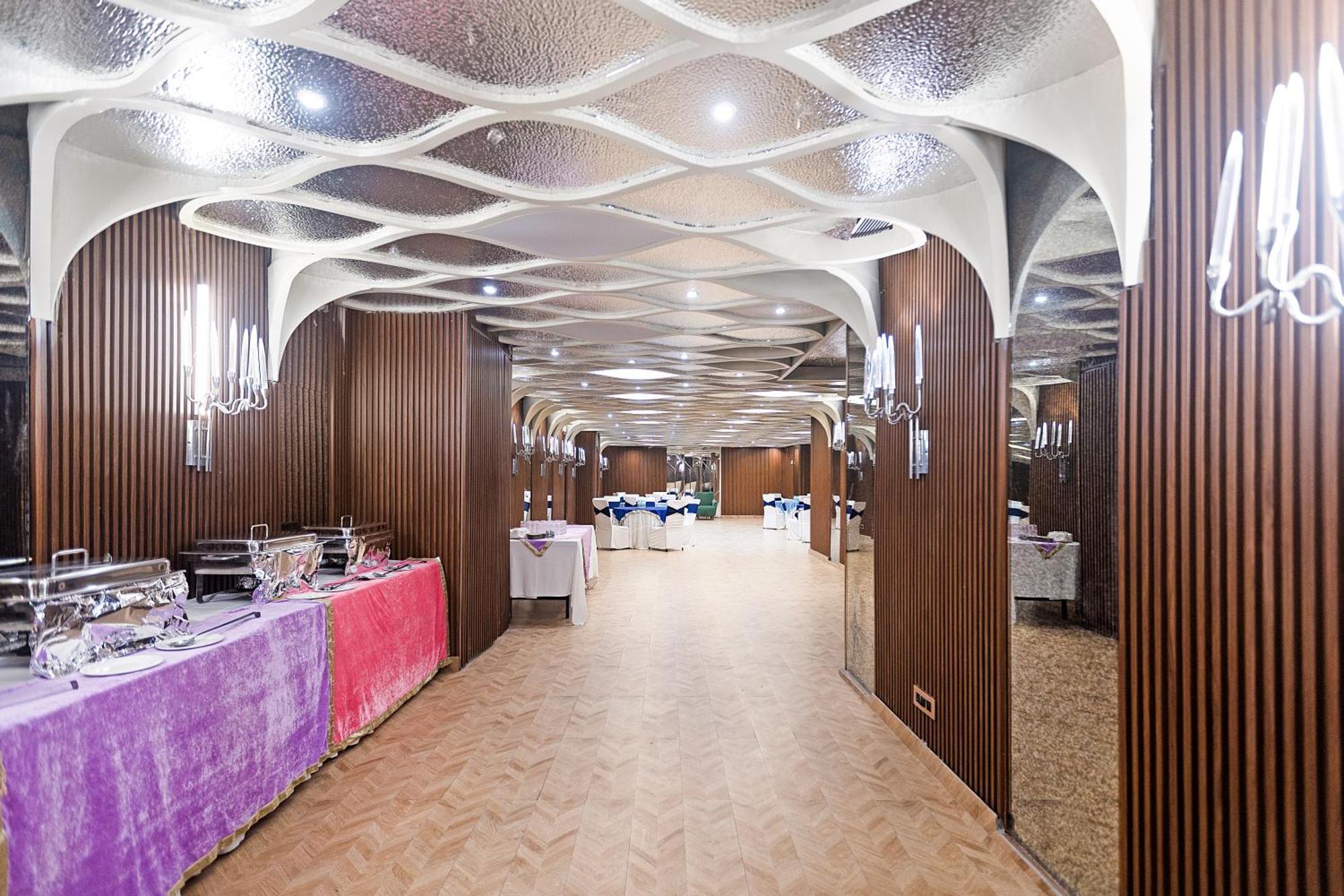 ניו דלהי The Grand Vikalp By Saga Hotels מראה חיצוני תמונה