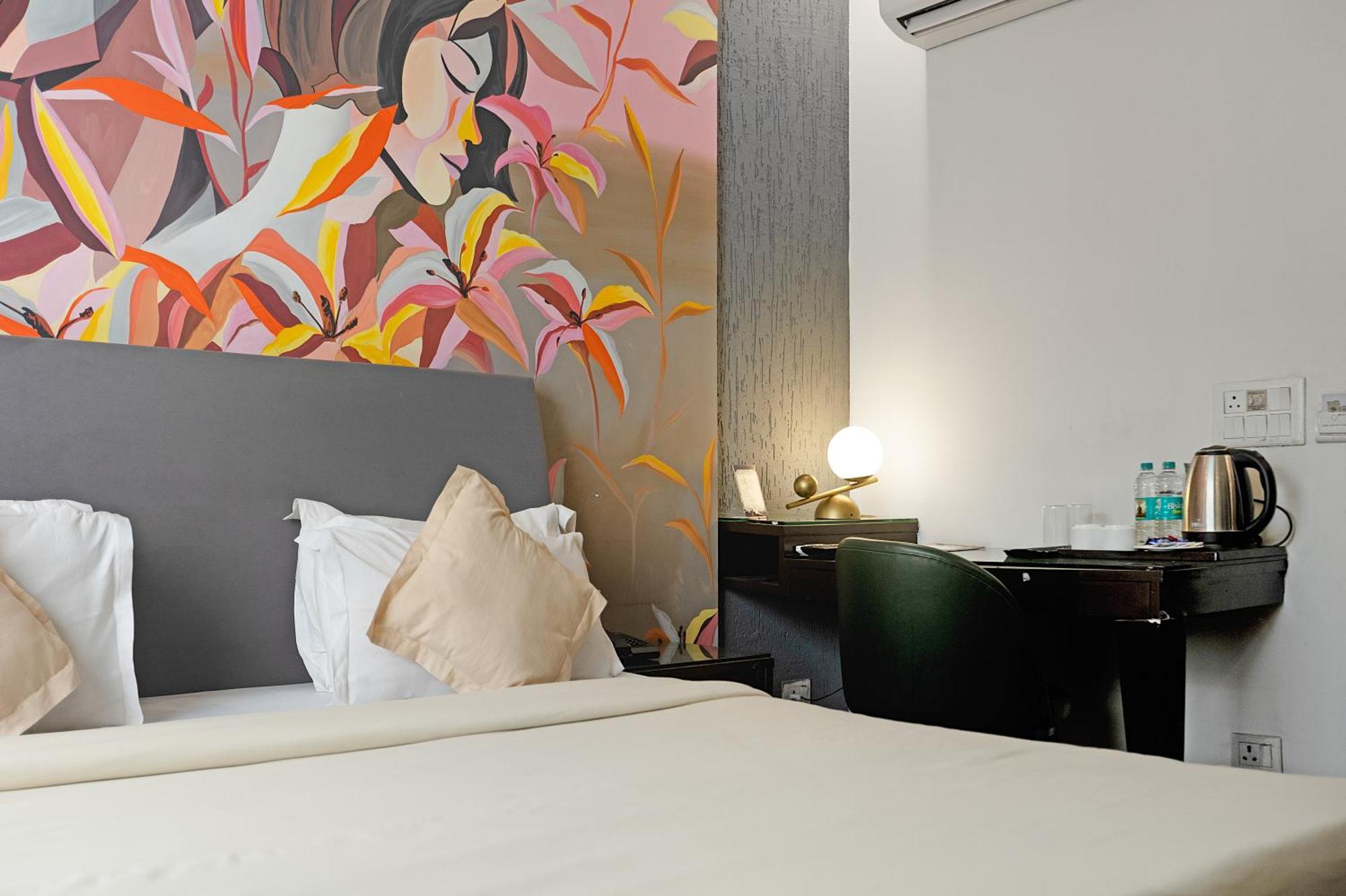 ניו דלהי The Grand Vikalp By Saga Hotels מראה חיצוני תמונה