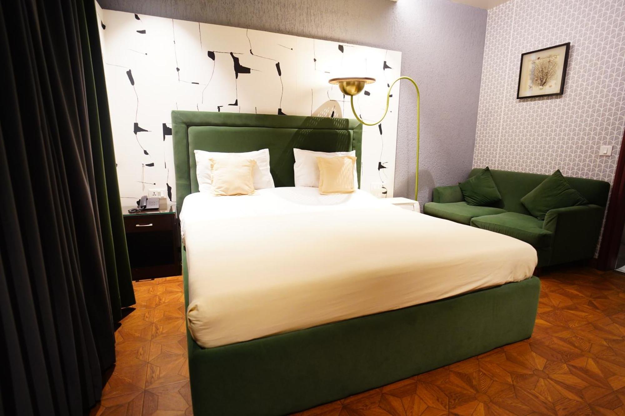 ניו דלהי The Grand Vikalp By Saga Hotels מראה חיצוני תמונה