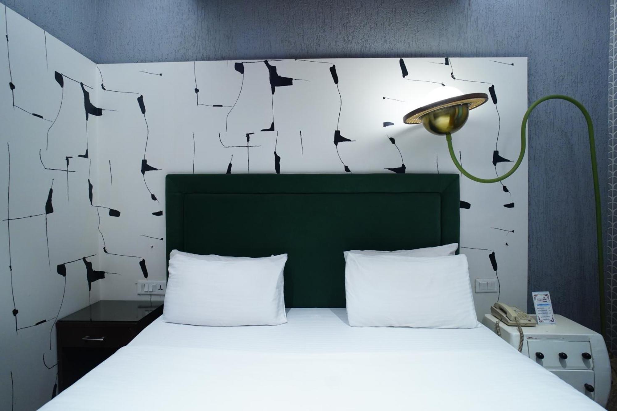ניו דלהי The Grand Vikalp By Saga Hotels מראה חיצוני תמונה