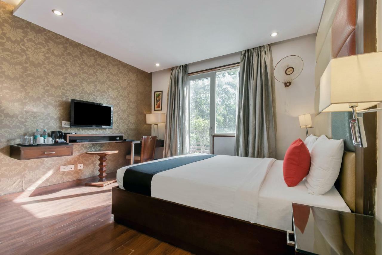 ניו דלהי The Grand Vikalp By Saga Hotels מראה חיצוני תמונה